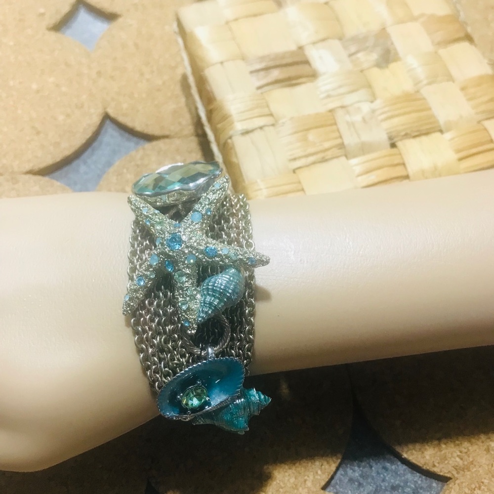 Beautiful bracelets - Picture 6 of 8